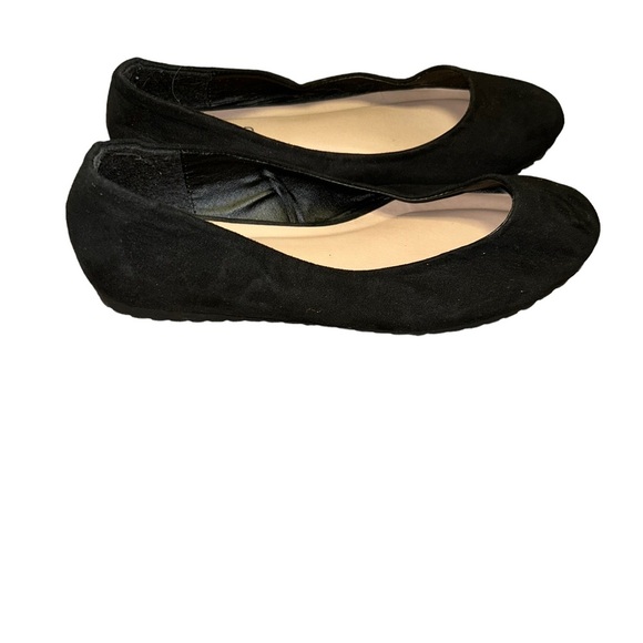 Torrid black Almond Toe ballet flats shoes size 8 wide suede like - Picture 1 of 4